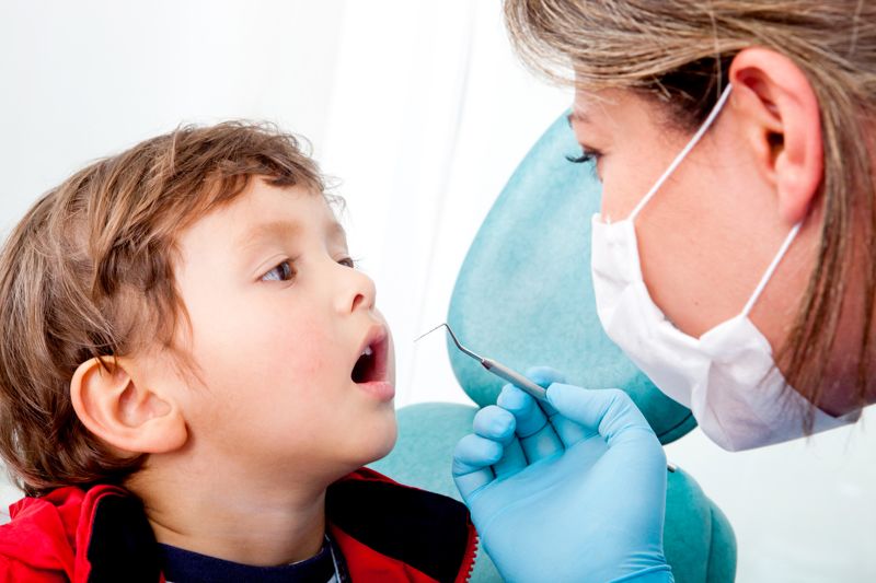 apinamiento dental en niños tratamiento Axioma clínica dental en Barcelona